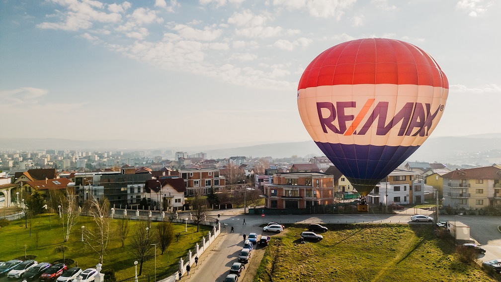 RE/MAX România își extinde rețeaua cu 5 noi francize în orașe cheie